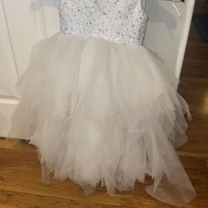Elegant White Kids Dress with Sequins
